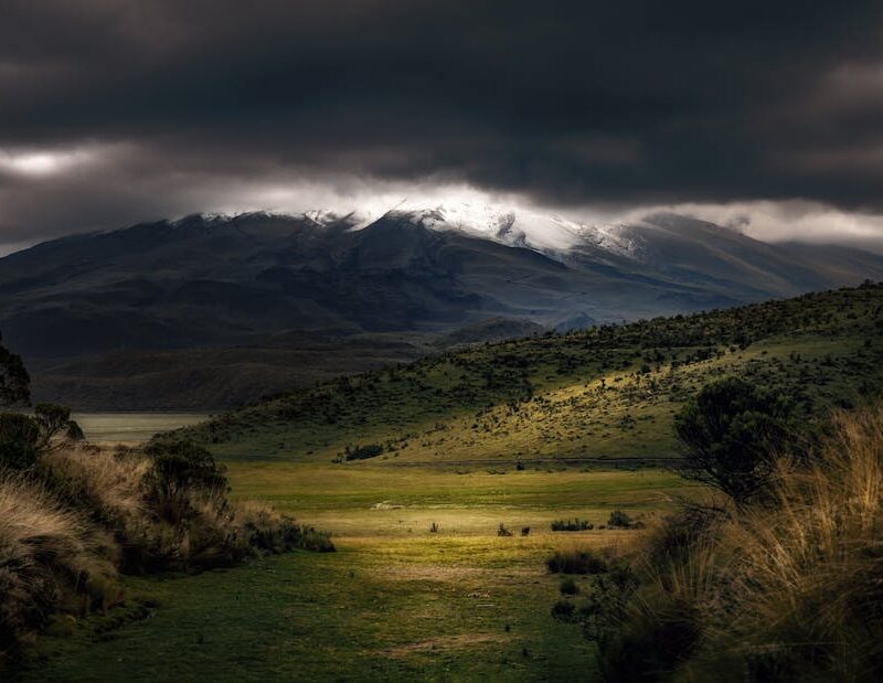 Mountain Landscapes - Stunning mountain landscape with dramatic dark c #1183099