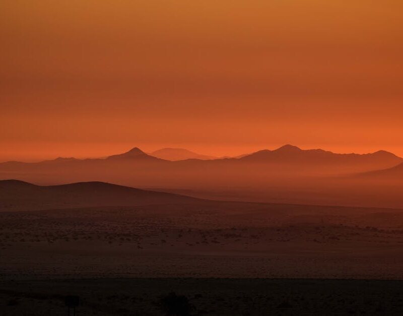 Desert Wilderness - Beautiful desert landscape with mountain silhoue #32901667