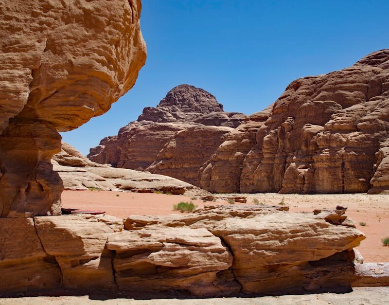 Desert Wilderness - Explore the breathtaking sandstone formations of #33499374
