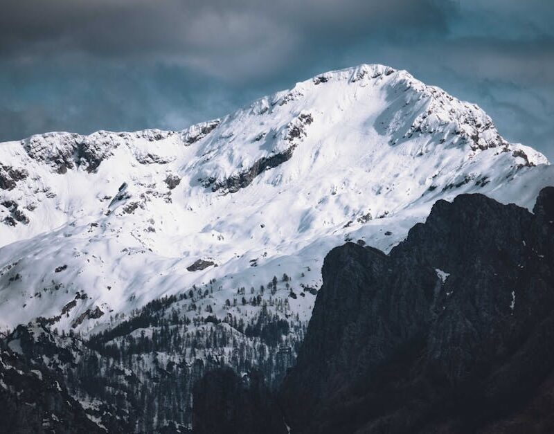 Snow Mountains - Stunning snow-covered mountain peak in winter, p #9088936